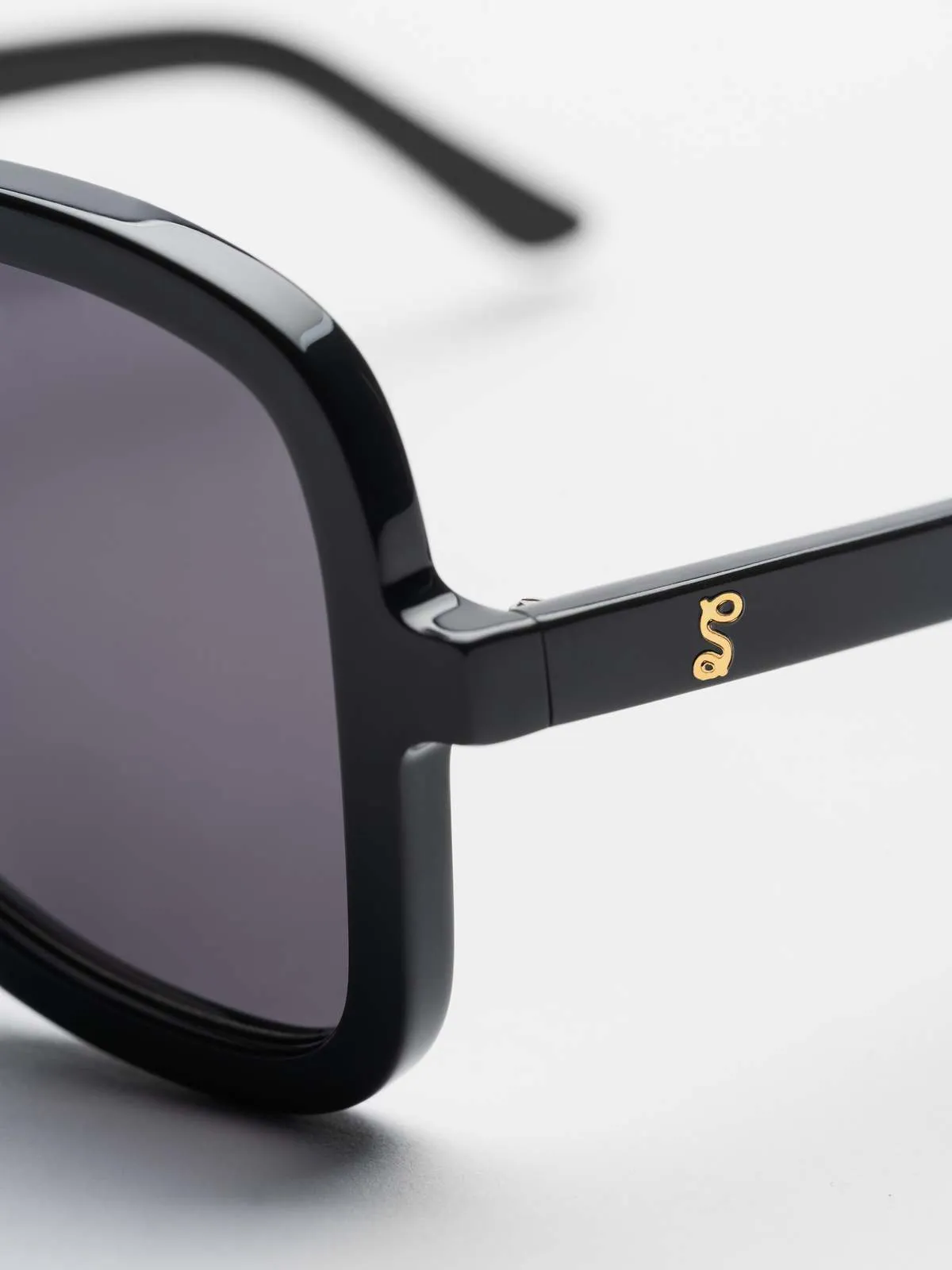 Aster Sunglasses - Black