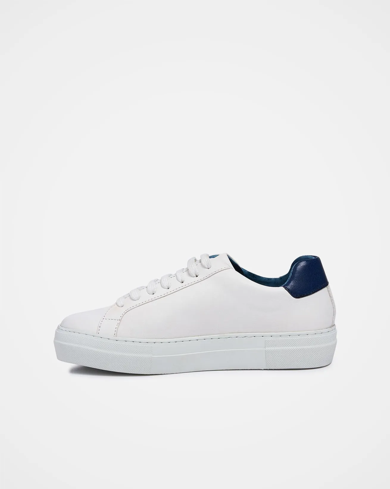 Celtic & Co. Low Top Trainers