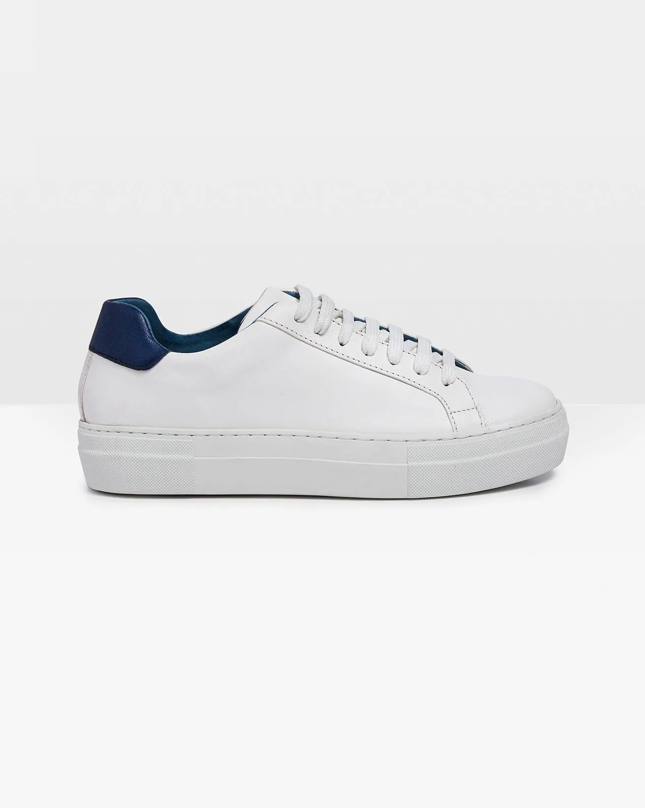 Celtic & Co. Low Top Trainers