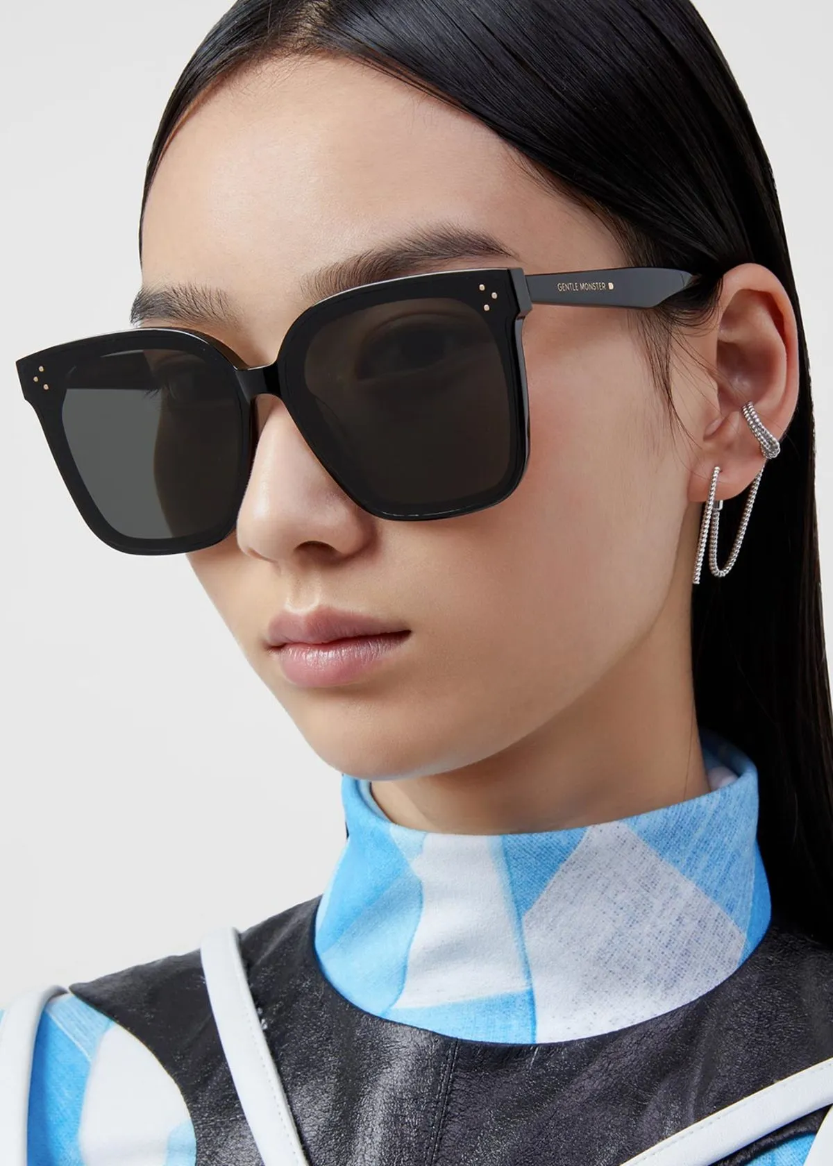 HER 01 Sunglasses - Black