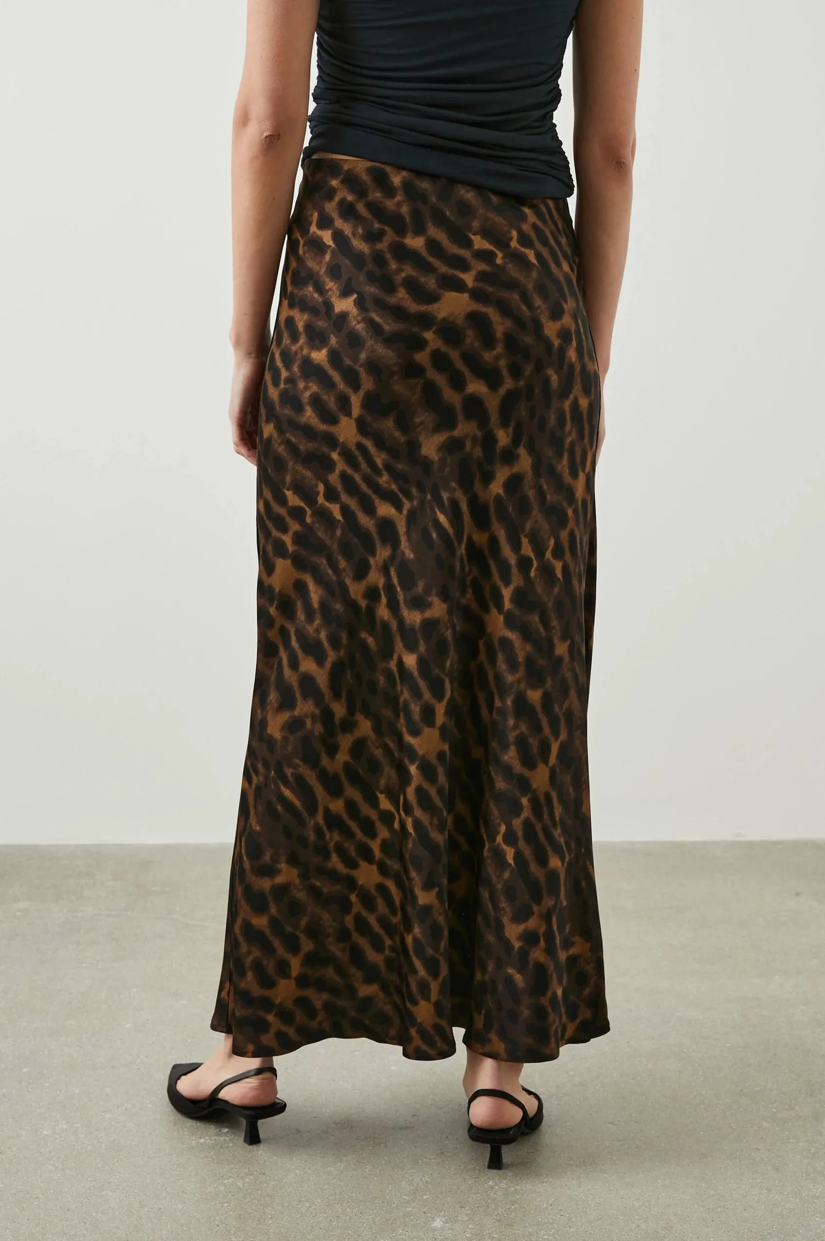 Leia Skirt Umber Leopard