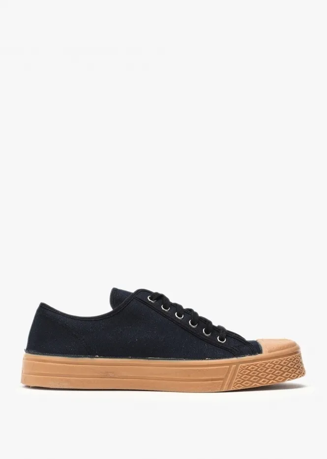 Men’s Military Gum Sole Black Low-Top Trainers