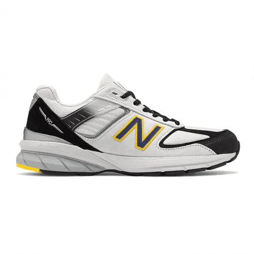 New Balance Men’s M990SB5 990V5