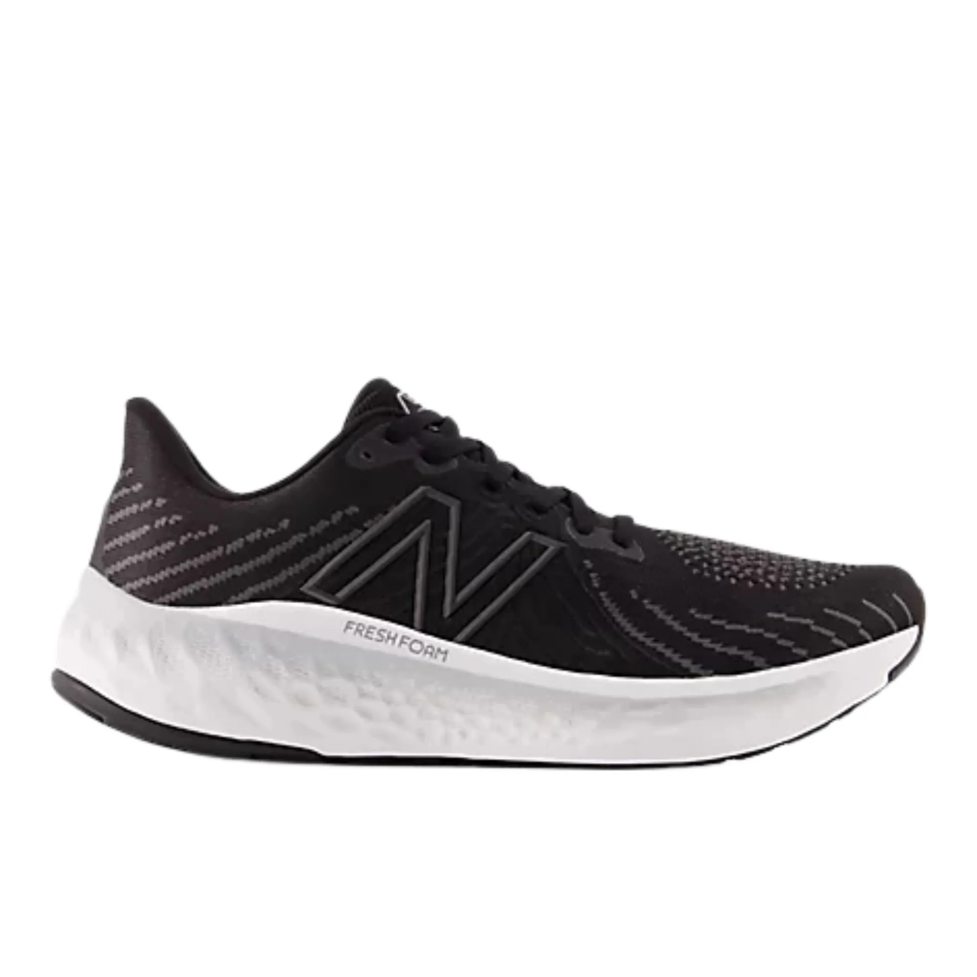 NEW BALANCE MEN’S VONGO V5