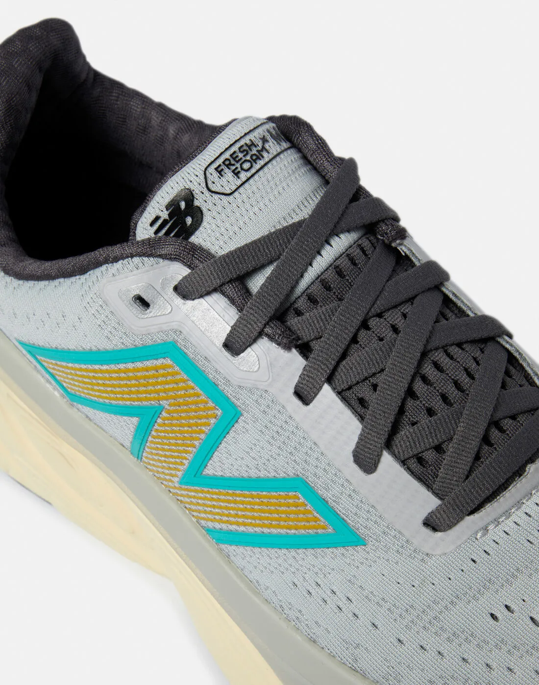 New Balance Mens Fresh Foam X More V5