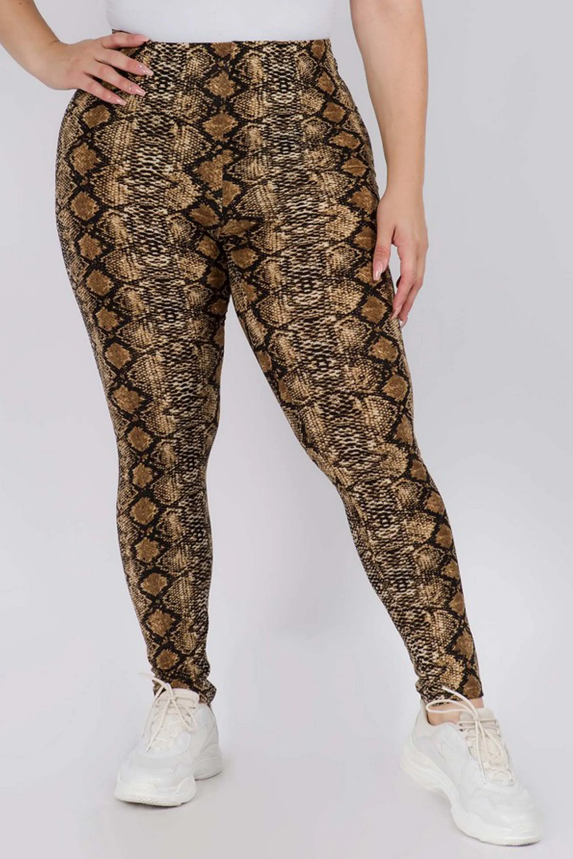 Plus Size Snakeskin Print Leggings