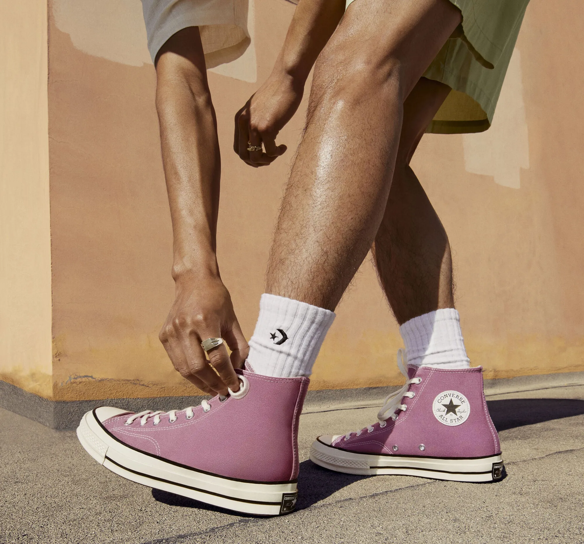 Unisex Converse Canvas Chuck 70 High Top Pink Aura