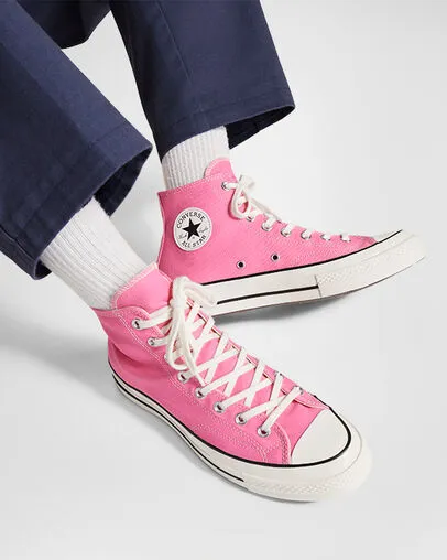 Unisex Converse Chuck 70 High Top Pink