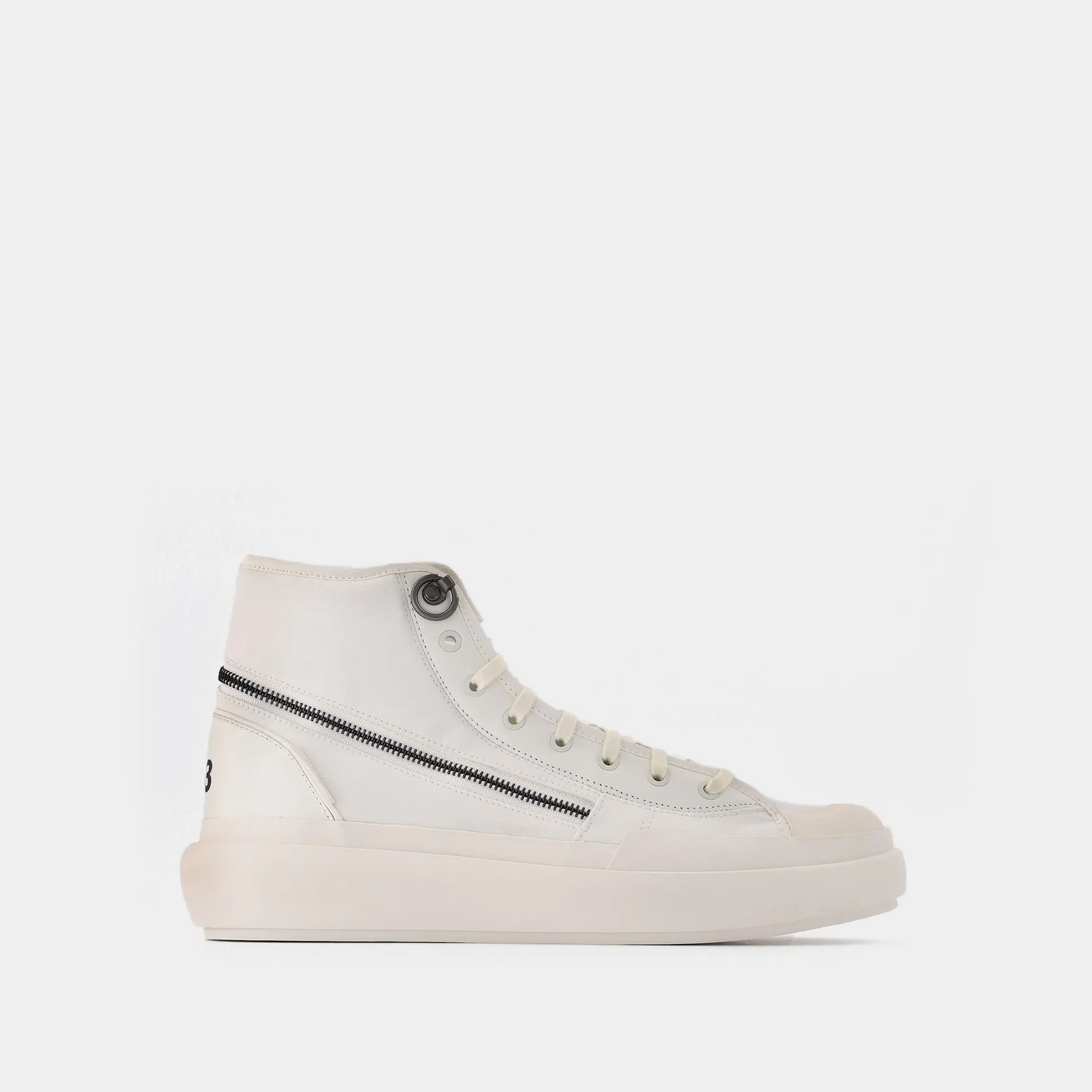 Y-3  Y-3 Ajatu Court High Sneakers in White