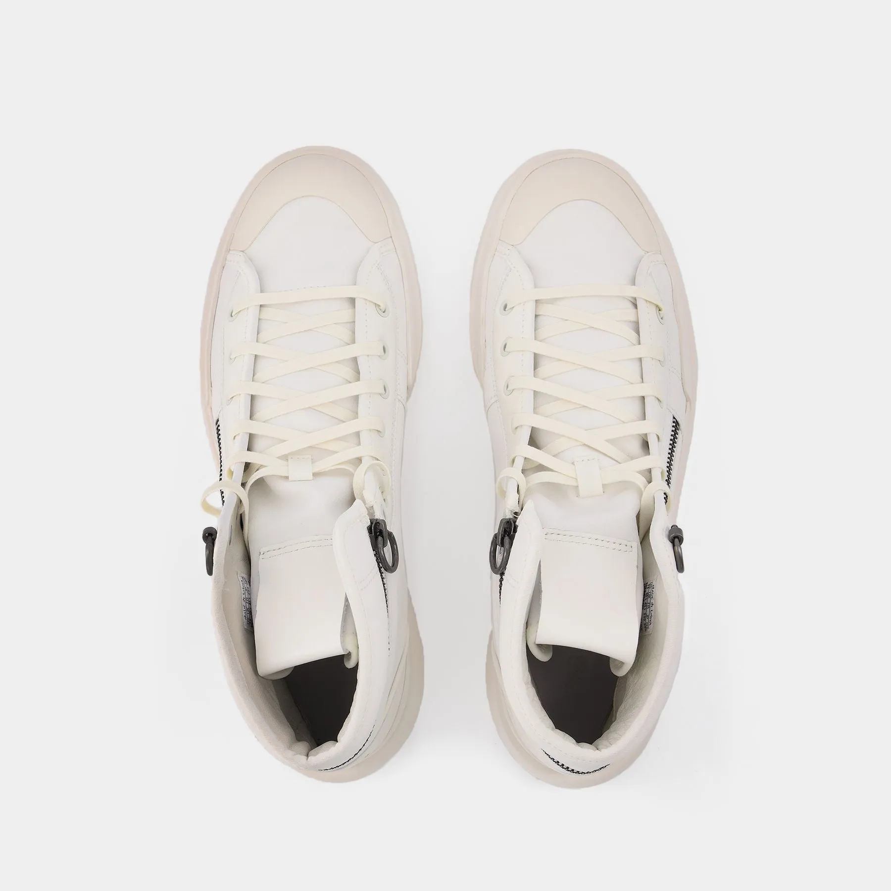 Y-3  Y-3 Ajatu Court High Sneakers in White